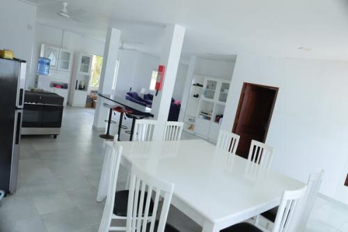 amssler-beach-stay-room14-image2